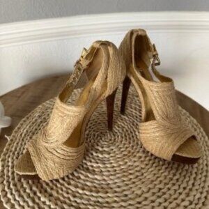 Report Signature Stiletto Heels Size 6